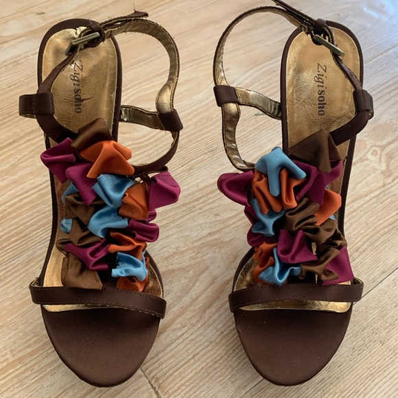 Zigi Soho ‘Deena’ Platform stilettos - Picture 1 of 6